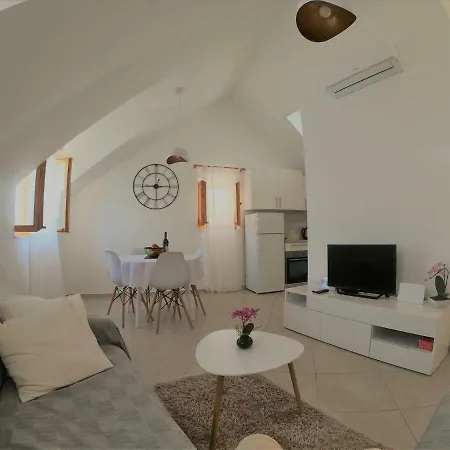 公寓 Vesna 普利莫顿