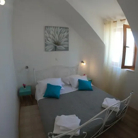 Vesna Appartamento Primošten